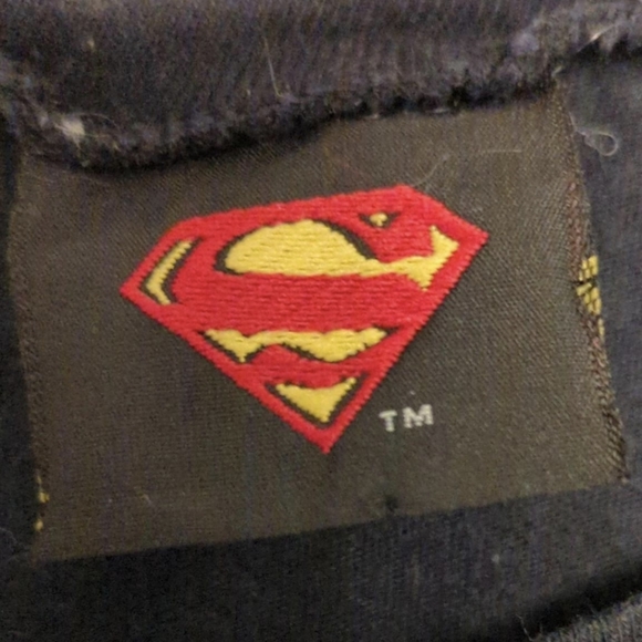 SOLD small women's super man Y2K super cute baby tee tag worn off - Picture 4 of 5